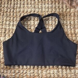 Girlfriend Collective Black Women's Sports Bra (large)